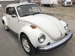 Volkswagen coccinelle cabriolet blanche