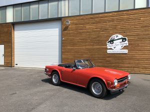 Triumph TR6 cabriolet avec overdrive