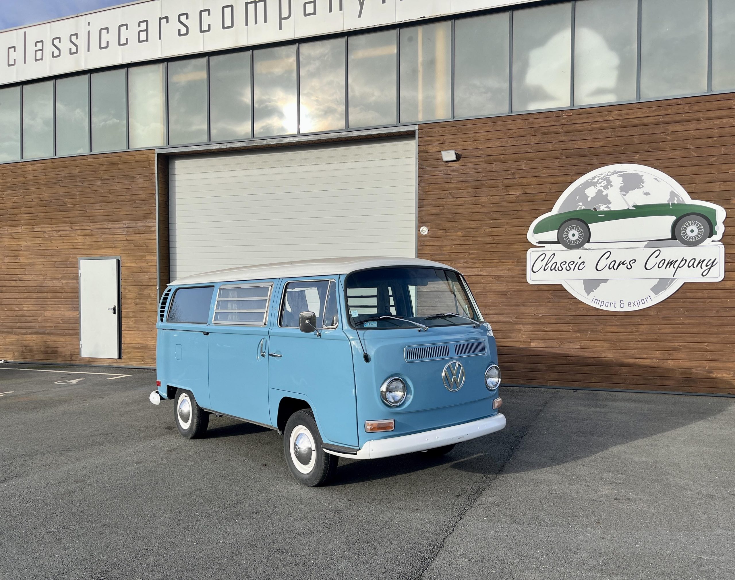 VW Combi T2 – Classic Cars Company