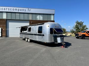 Airstream Land Yacht 32 ft - 1980