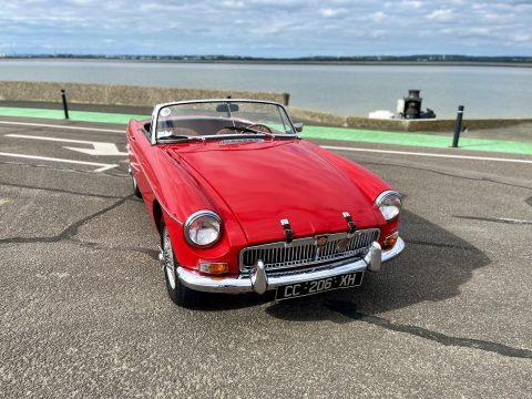 MG B - 1966